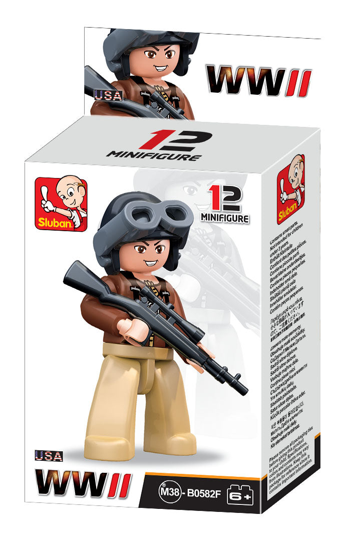 WW2 MINI FIGURES SOLD AS A DISPLAY OF 12 C18