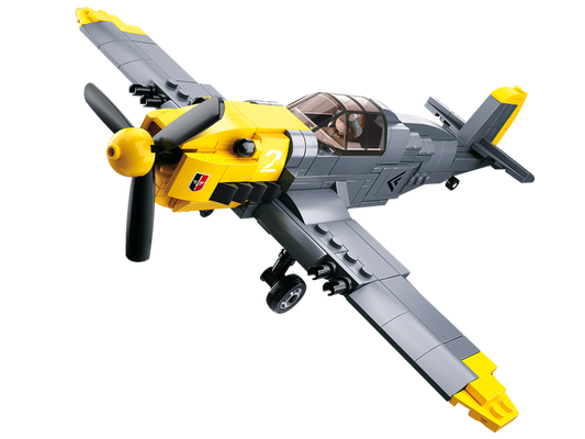 B0692 WW2 PLANE MESSERSCHMITT BF 109, a meticulously crafted replica that pays homage to the iconic aircraft of World War II